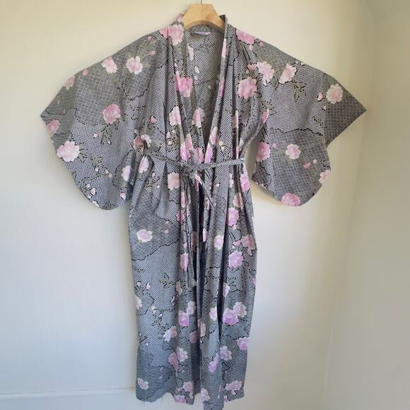 Beautiful Robes Kimono Cloud Meditation Long Cotton Cover Up Lotus Flower O/S - Picture 1 of 10